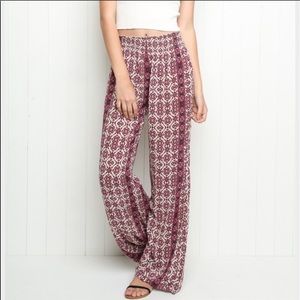 Brandy Melville flowy pants